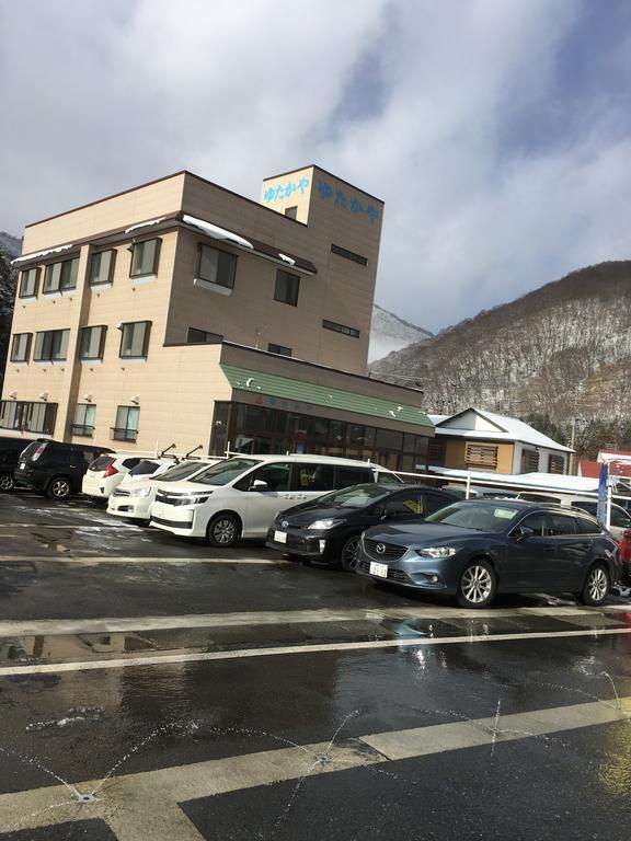 Onsen Minshuku Yutakaya Hotel Yuzawa  Bagian luar foto